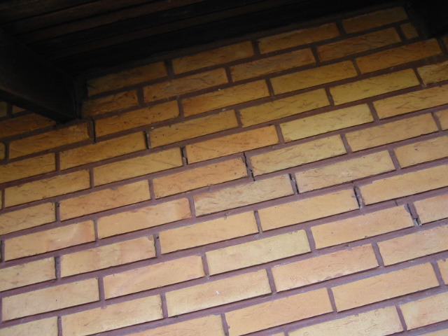 eaves