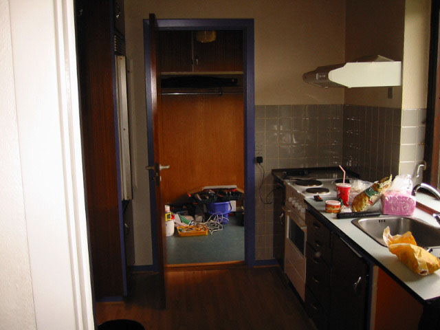 5-17: kitchen