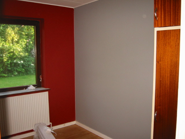 Lar's office