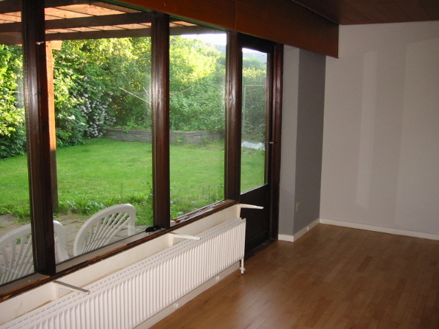 Living room (with view of the patio)
